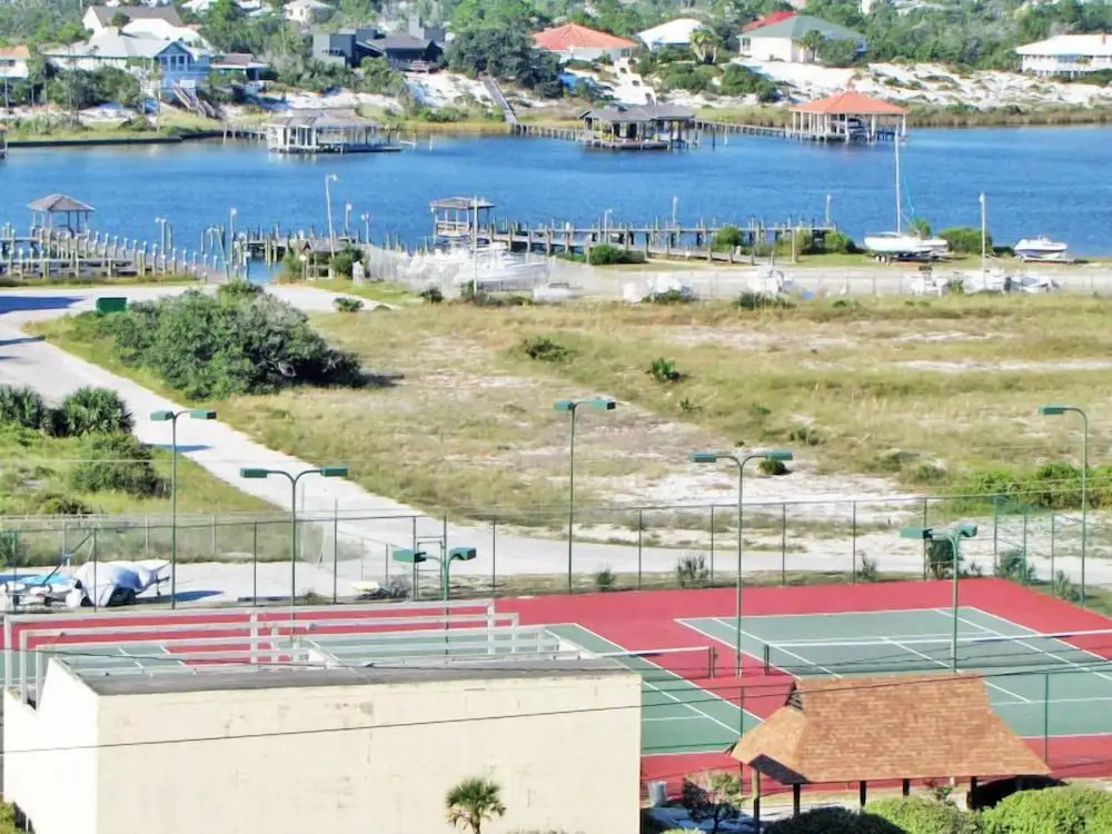 Perdido Towers - E102