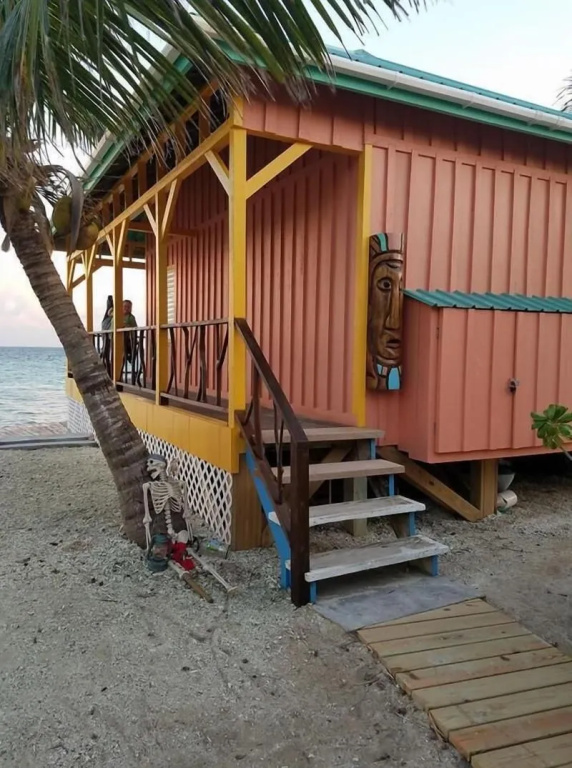 King Leweys Island Resort