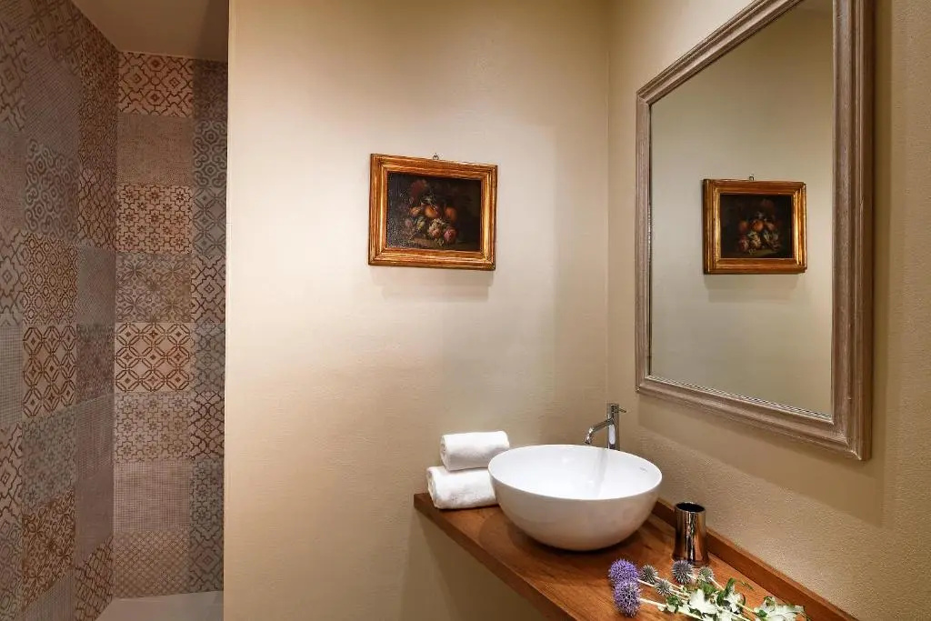 Cascina Alberta Winery & Suites - Treiso