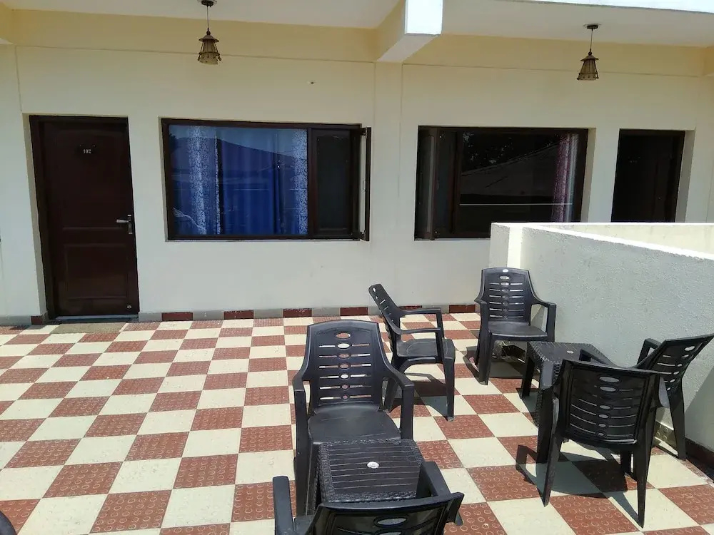 OYO 13155 Home Luxury Studio Happy Valley