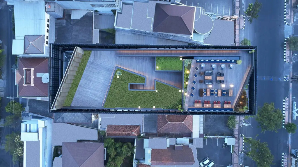 ARTOTEL Gajahmada Semarang