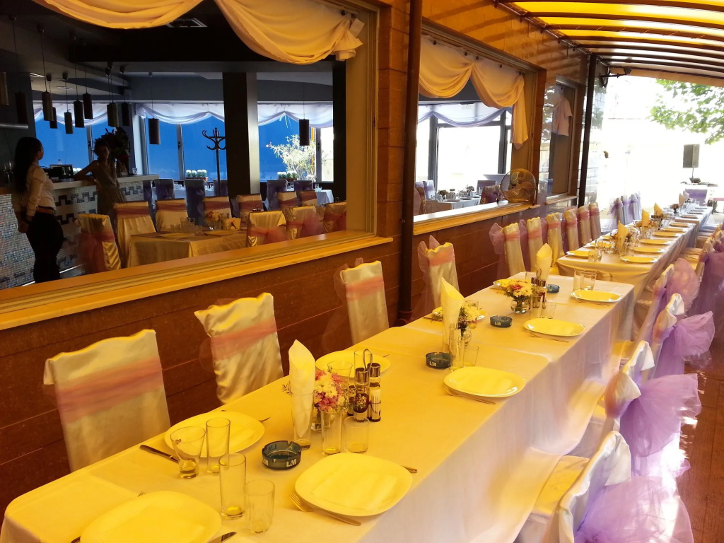 Elate Plaza Hotel