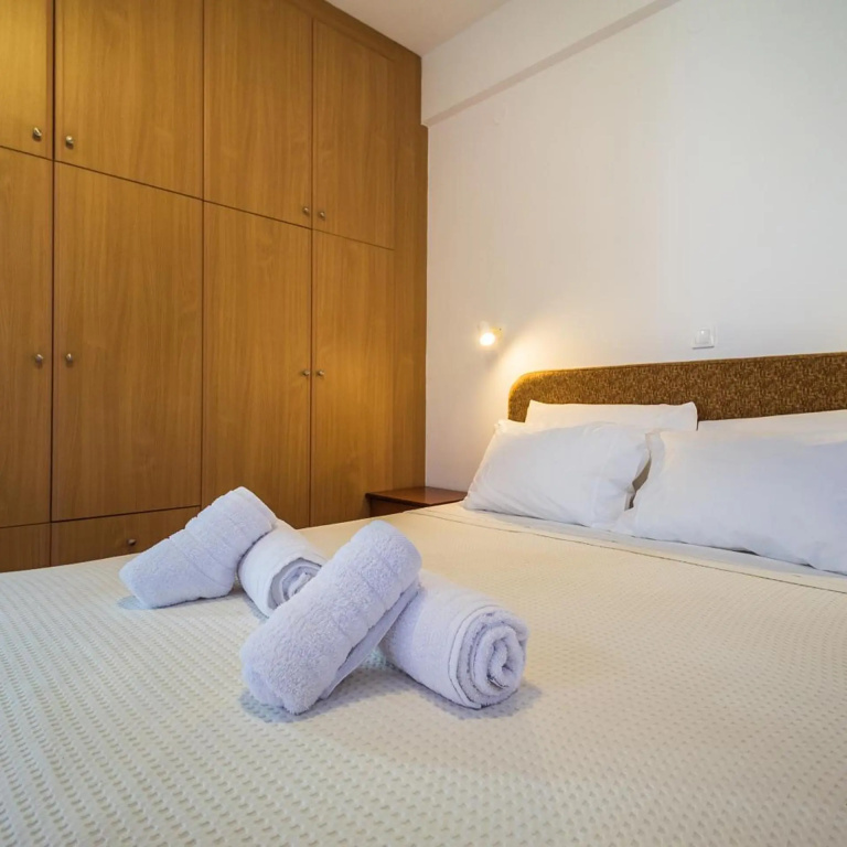 Romanos Beach Villas