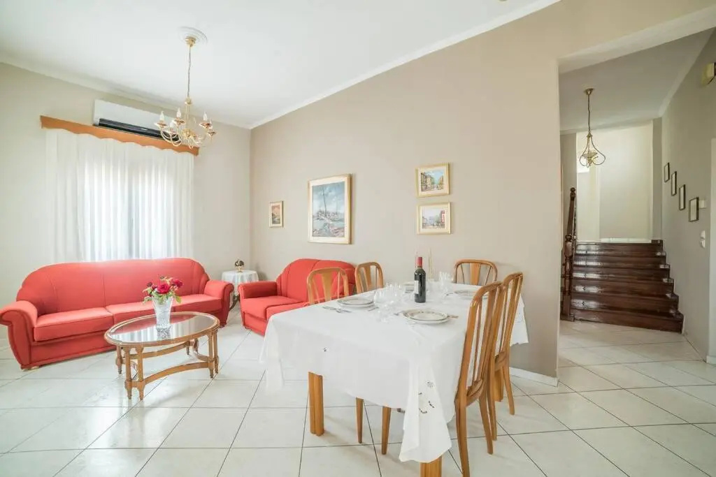 Family House with Garden