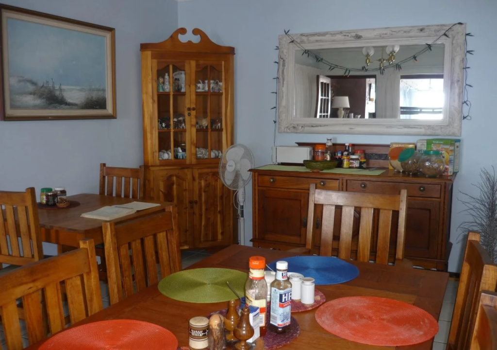 A1 Kynaston Guest House bed and breakfast or self catering