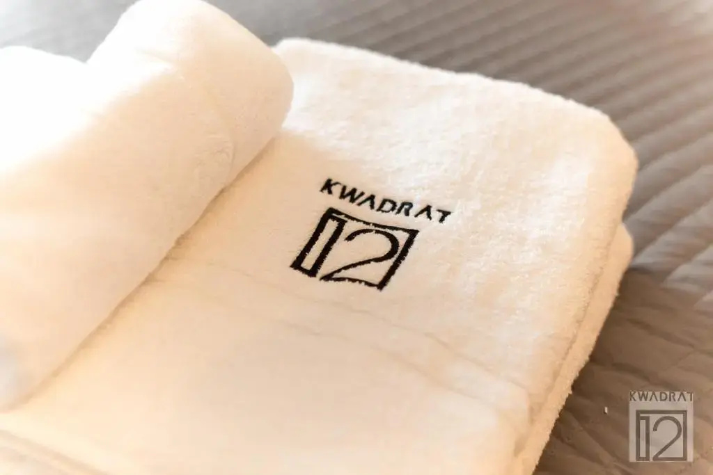 Willa KWADRAT 12