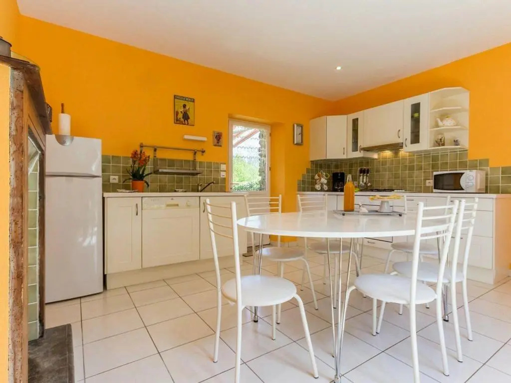 Gîte 2 chambres avec jardin privé, équipements bébé, internet, à 20 km de St Nazaire - FR-1-306-991