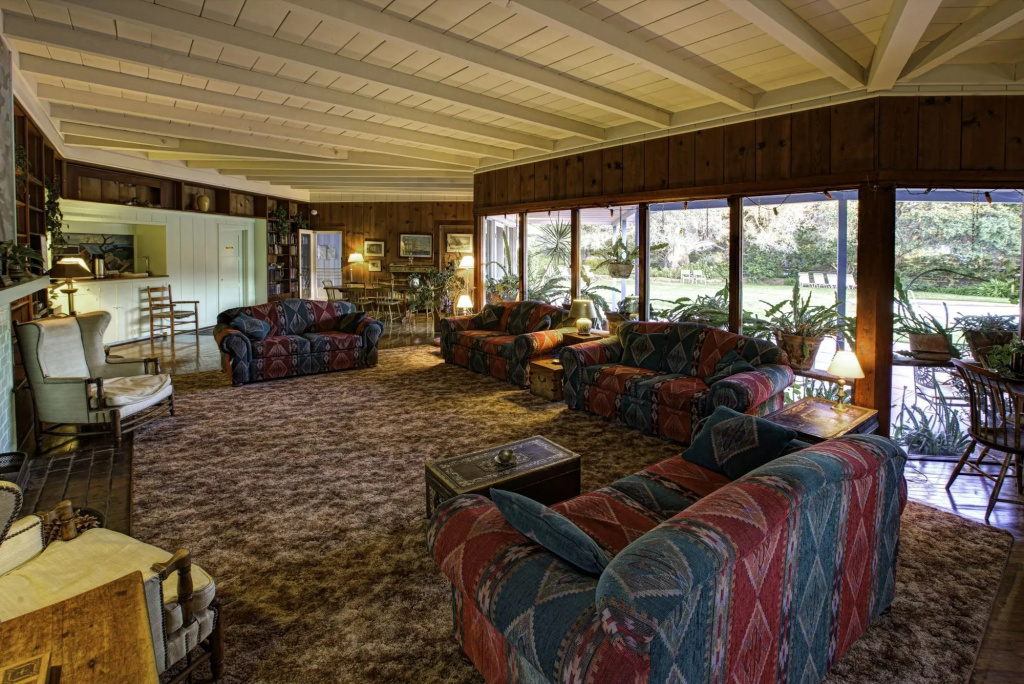The Blue Sky Lodge