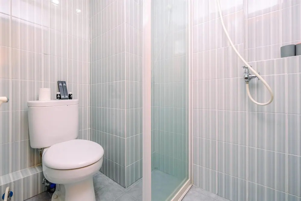 Pleasurable And Tidy Studio Cinere Resort Apartment