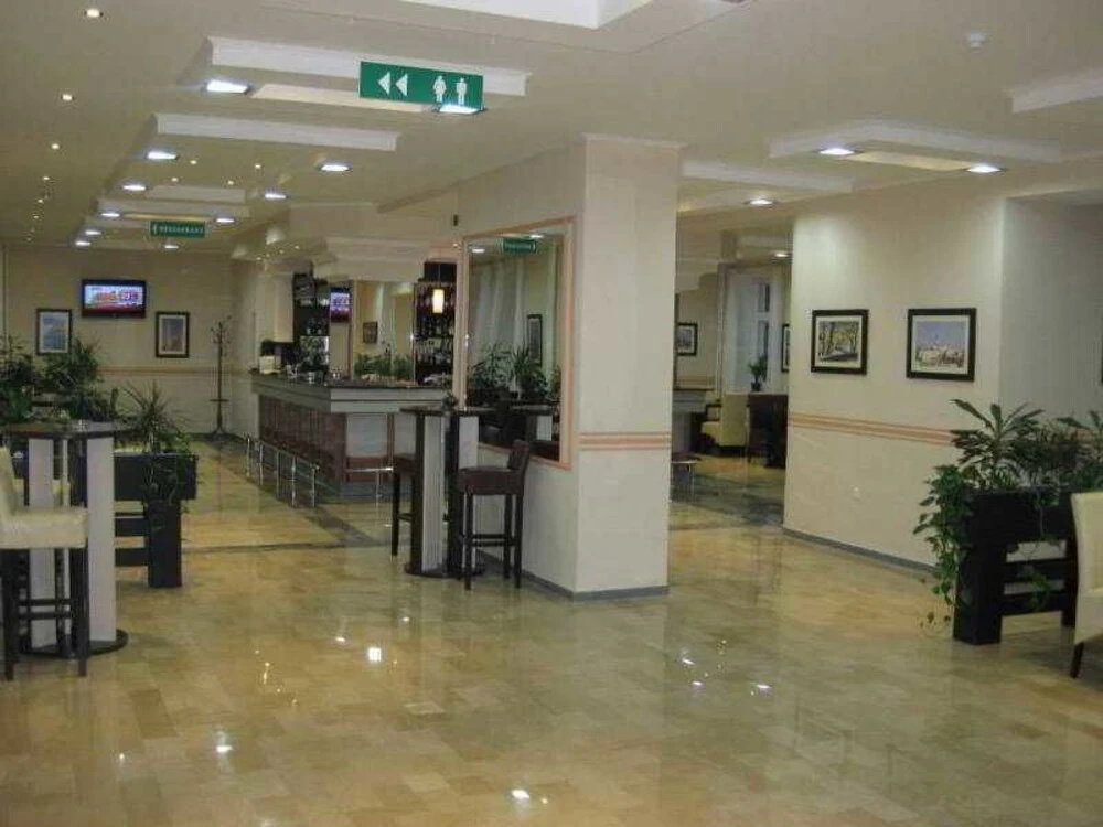 Hotel Leotar