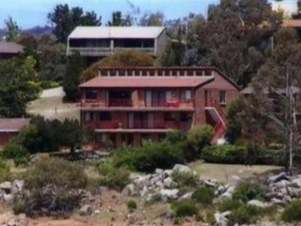 Pontis Lodge