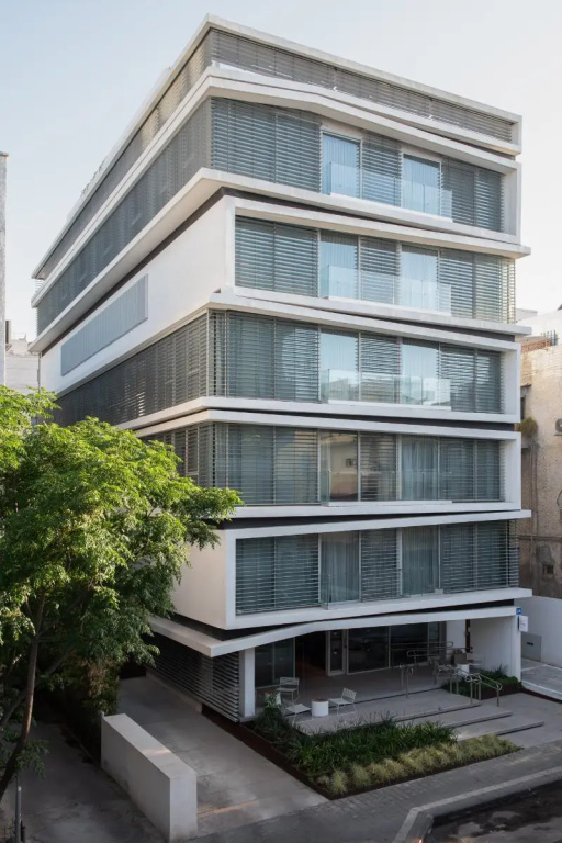 Ink Hotel Tel Aviv with a bunker shelter room