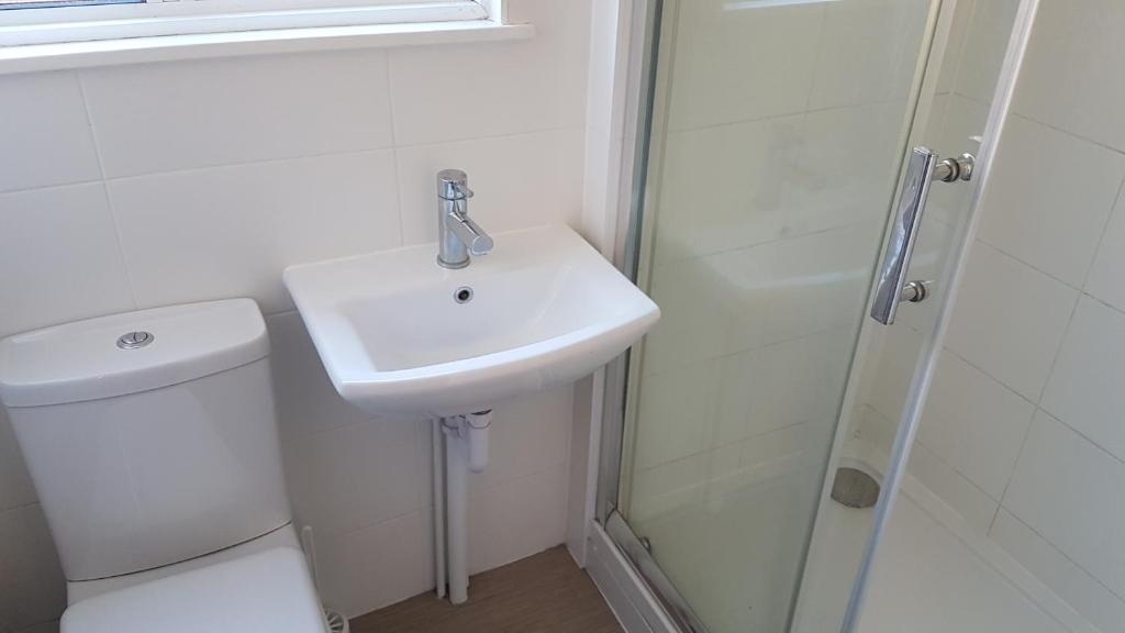 Private Rooms just 19 minutes from Central London