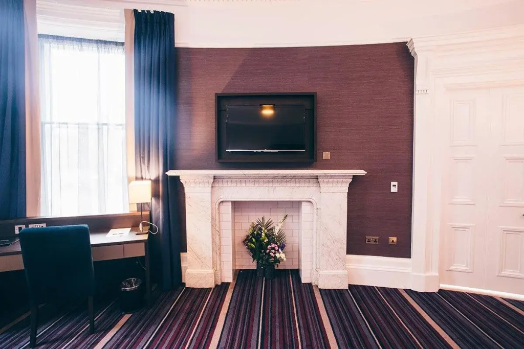 Lorne Hotel Glasgow