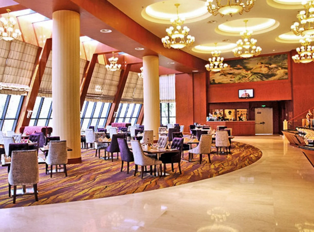 Ramada Plaza Chongqing West Hotel