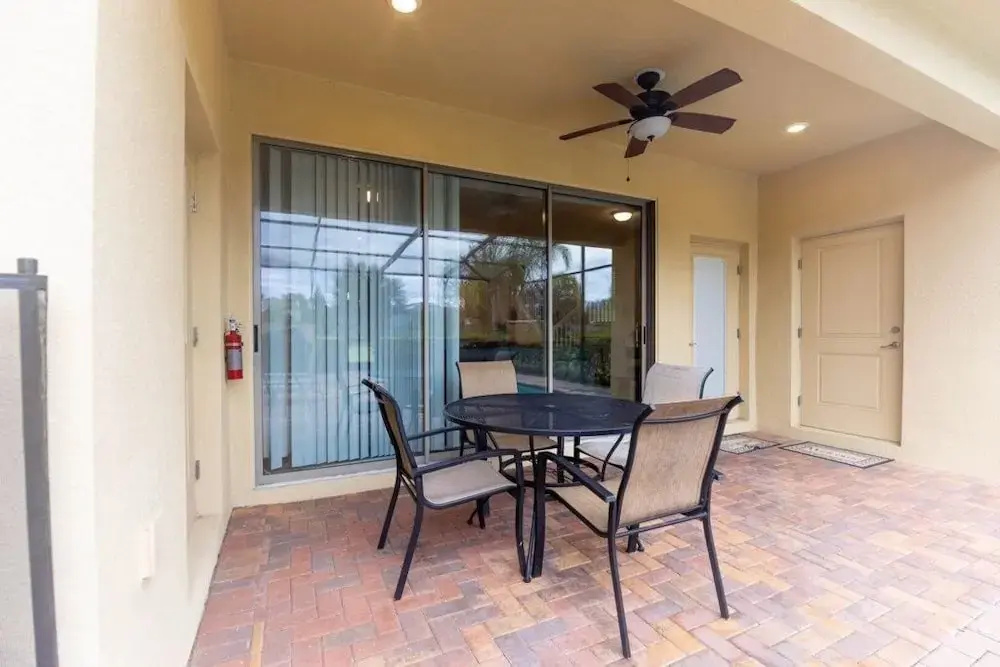 Family-friendly 5br Retreat Splash Pool + Resort Amenities + No Rear Neighbors 5 Bedroom Townhouse