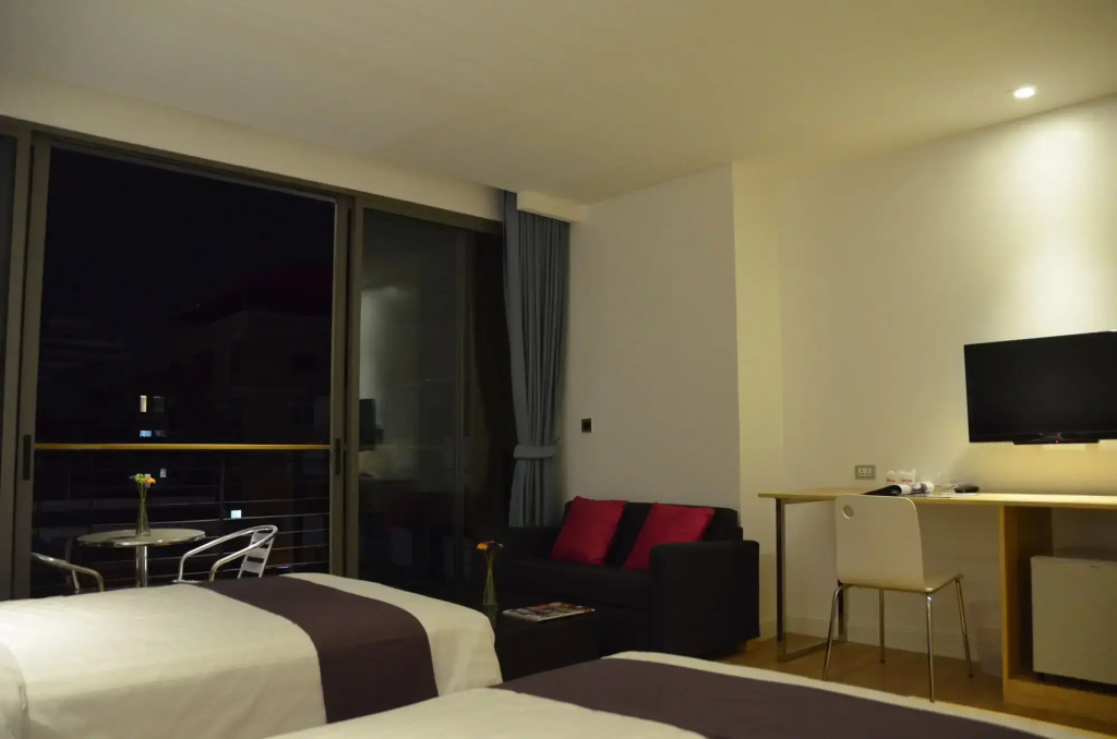 The Scenery City Hotel
