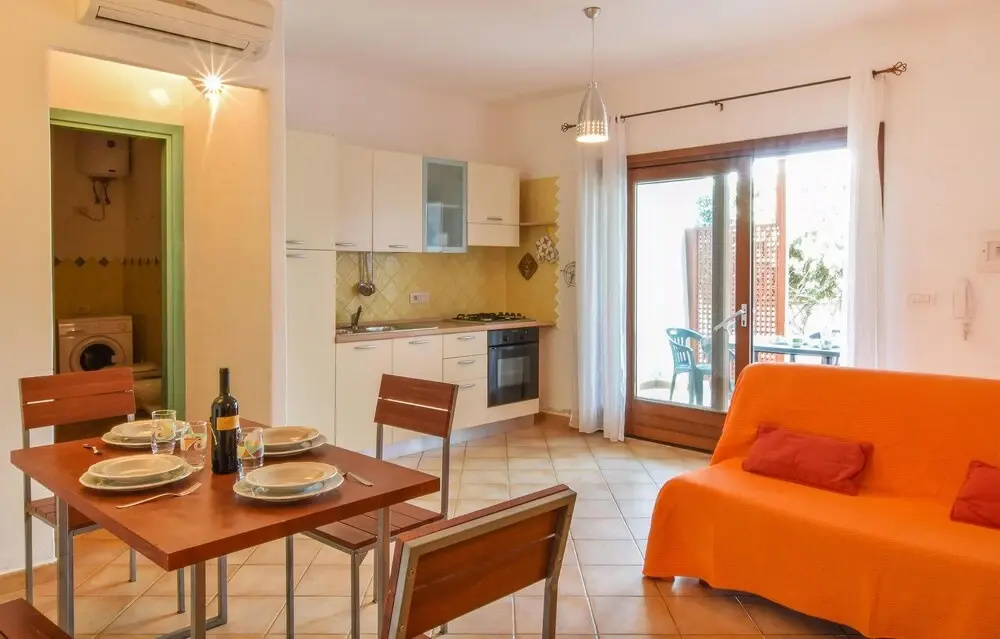 Nice Apartment in La Caletta With 2 Bedrooms