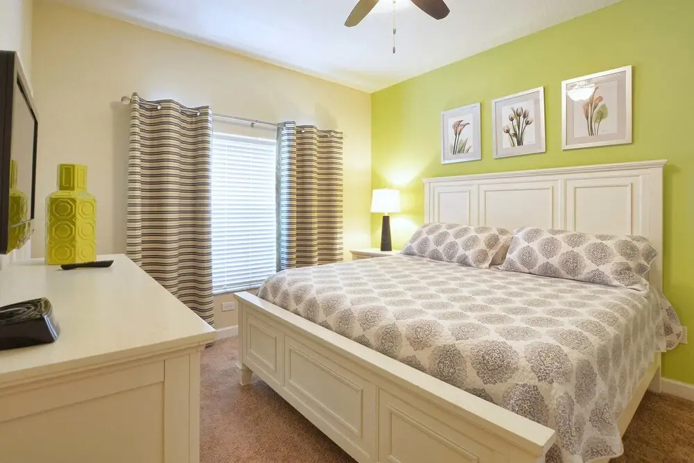 Paradise Palms 3037