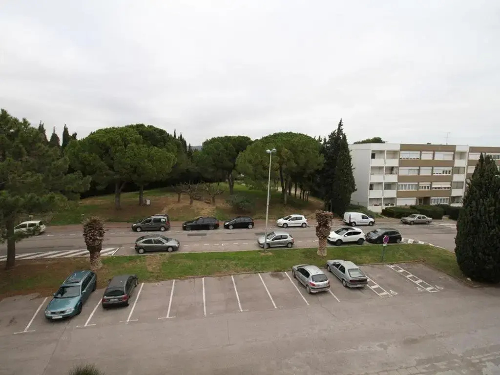 Appartement Balaruc-les-Bains, 1 pièce, 2 personnes - FR-1-553-112