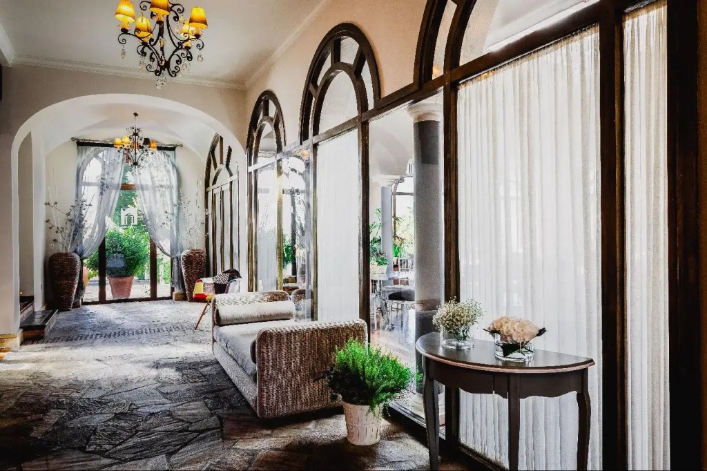 B bou Hotel La Viñuela & Spa