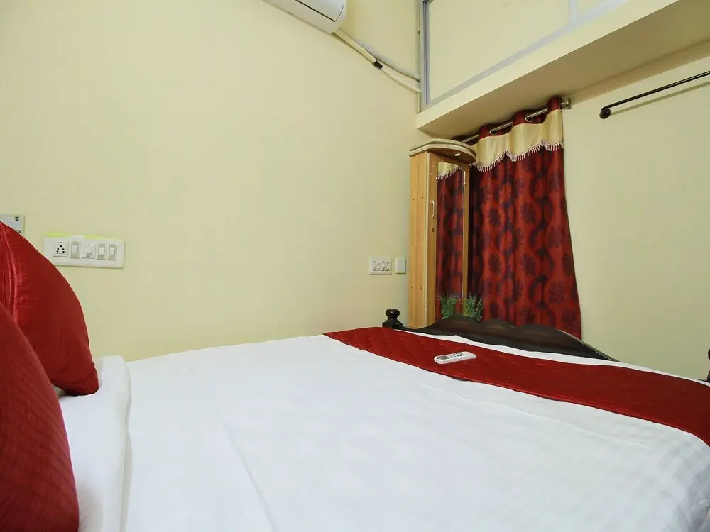 OYO 11862 Home Cozy 2BHK ECR Cuddalore Road