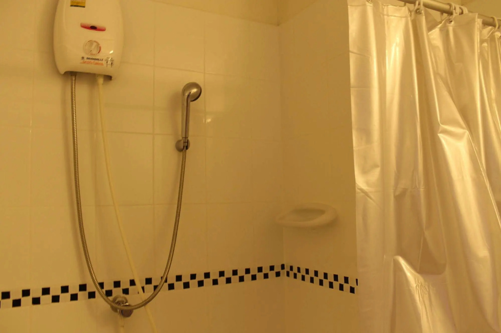 Rattana Park Hotel