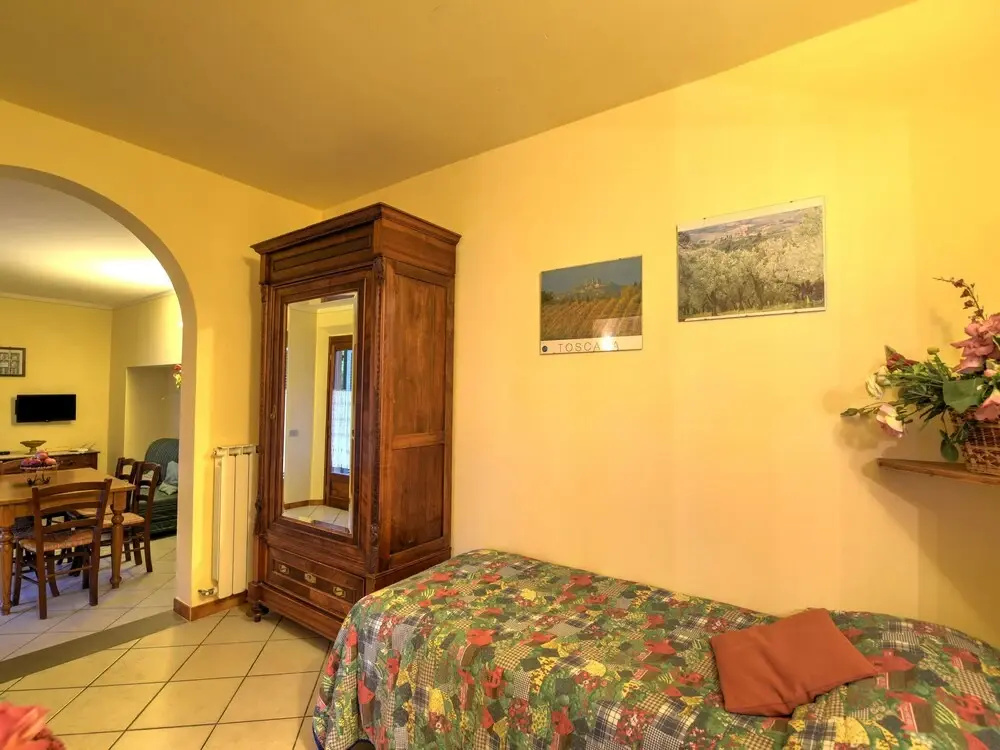 Panoramic Apartment with Communal Pool And Private Garden