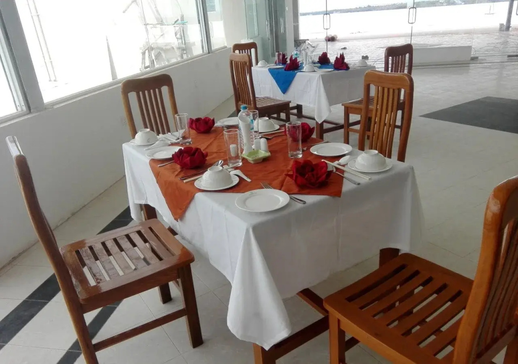 Hotel Grand Jade