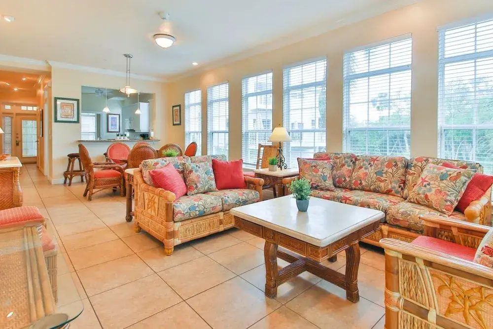 Tortuga Inn Beach Resort