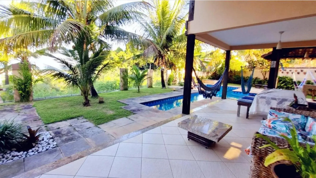 Casa dos Jacarandás com 4 quartos com vista para o mar