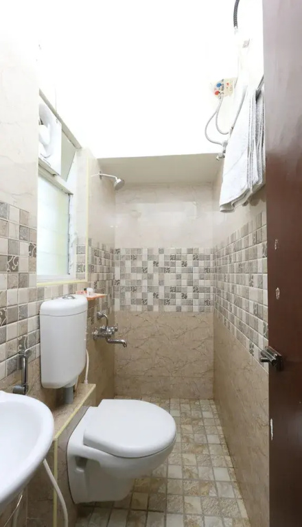 OYO 15133 Sharon Residency