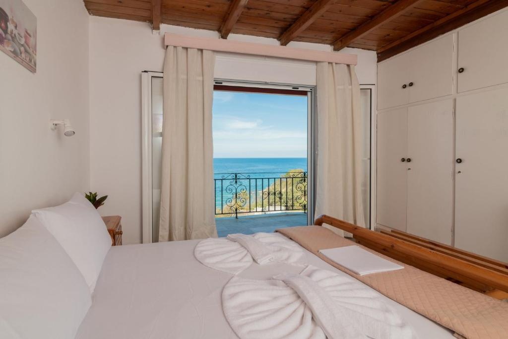 Agnadi Sea View Apartments, by ZanteWize
