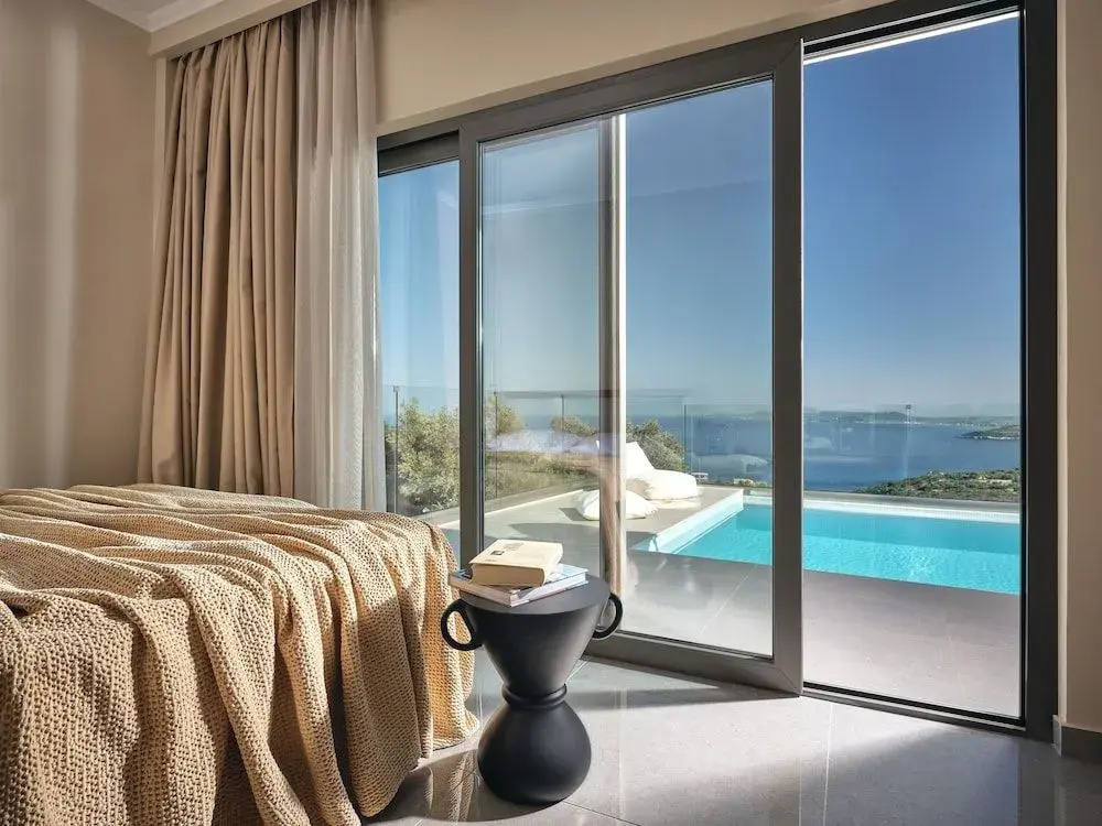 Thea lux natur villa