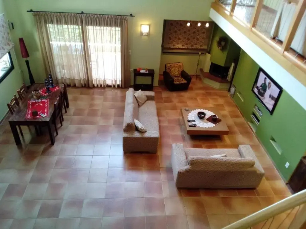 Vicente House