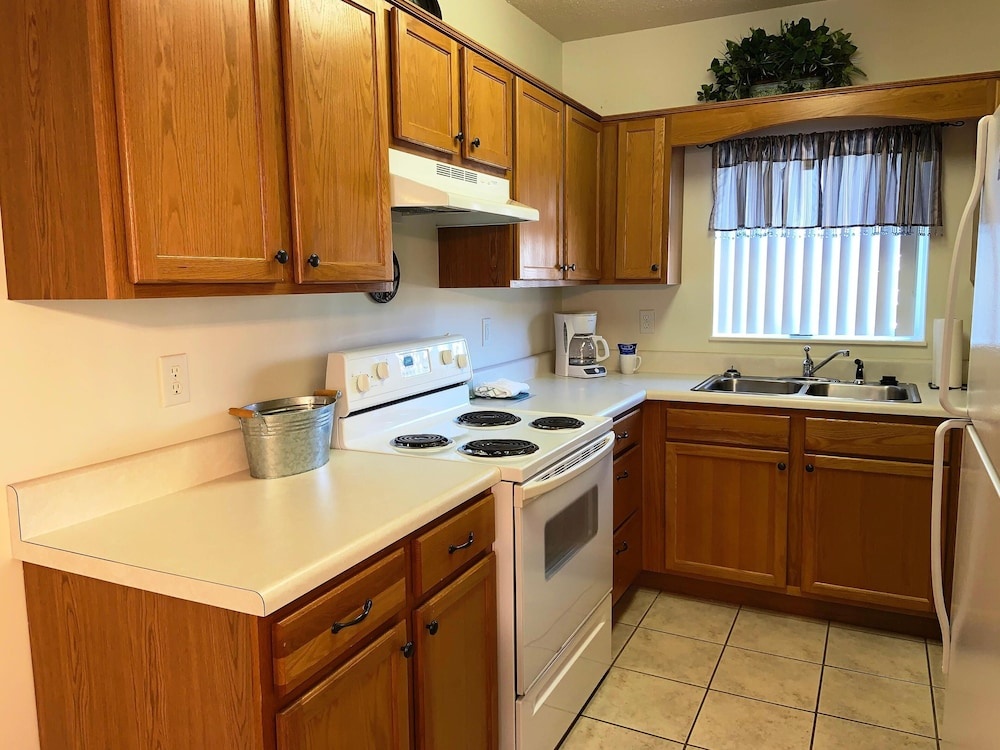 Whispering Pines 622