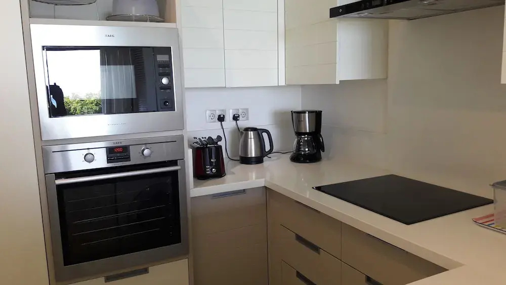 Villasun Seafront Apartment at Cap Ouest