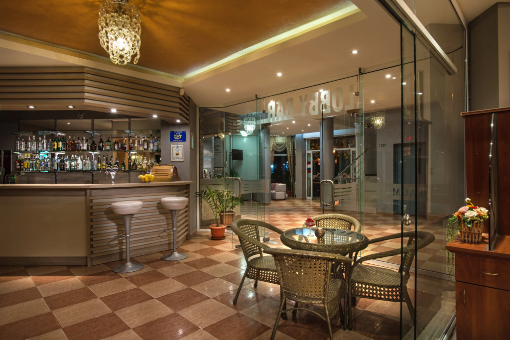 Flagman Hotel