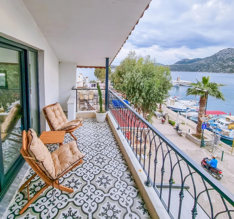 4 Holiday Homes