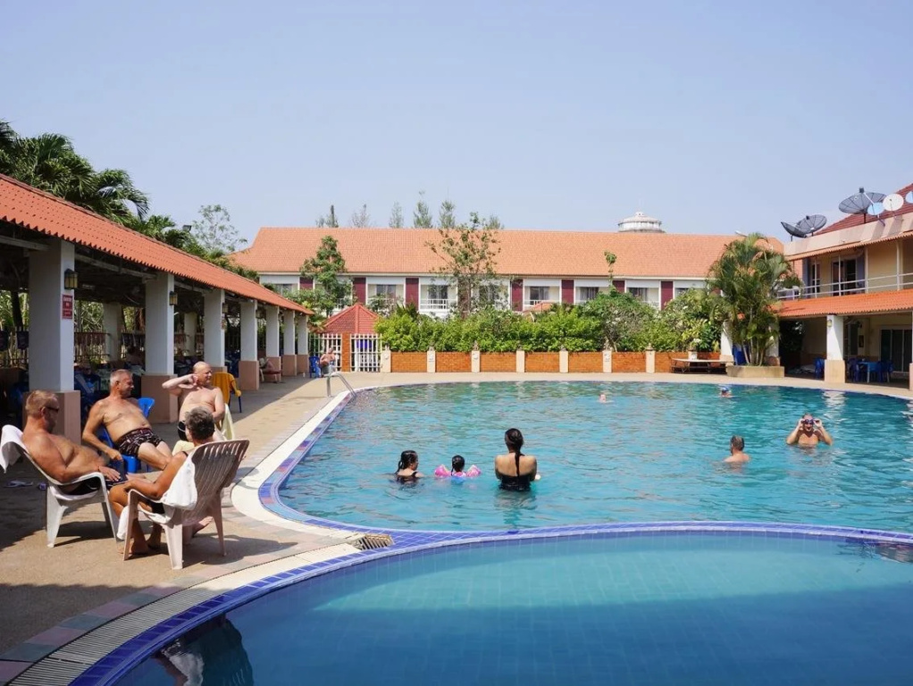 Homeland Resort