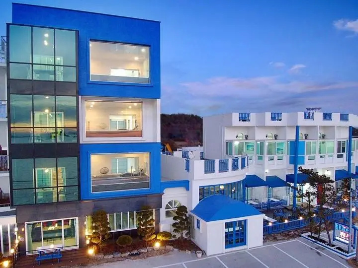 Blue Latte Poolvilla