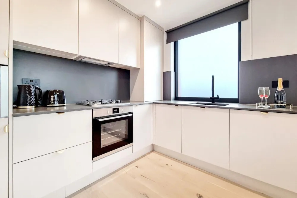 Deluxe Wembley Harrow Apartment