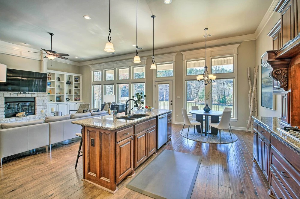 Hot Springs Village Home w/ Dock + Patio