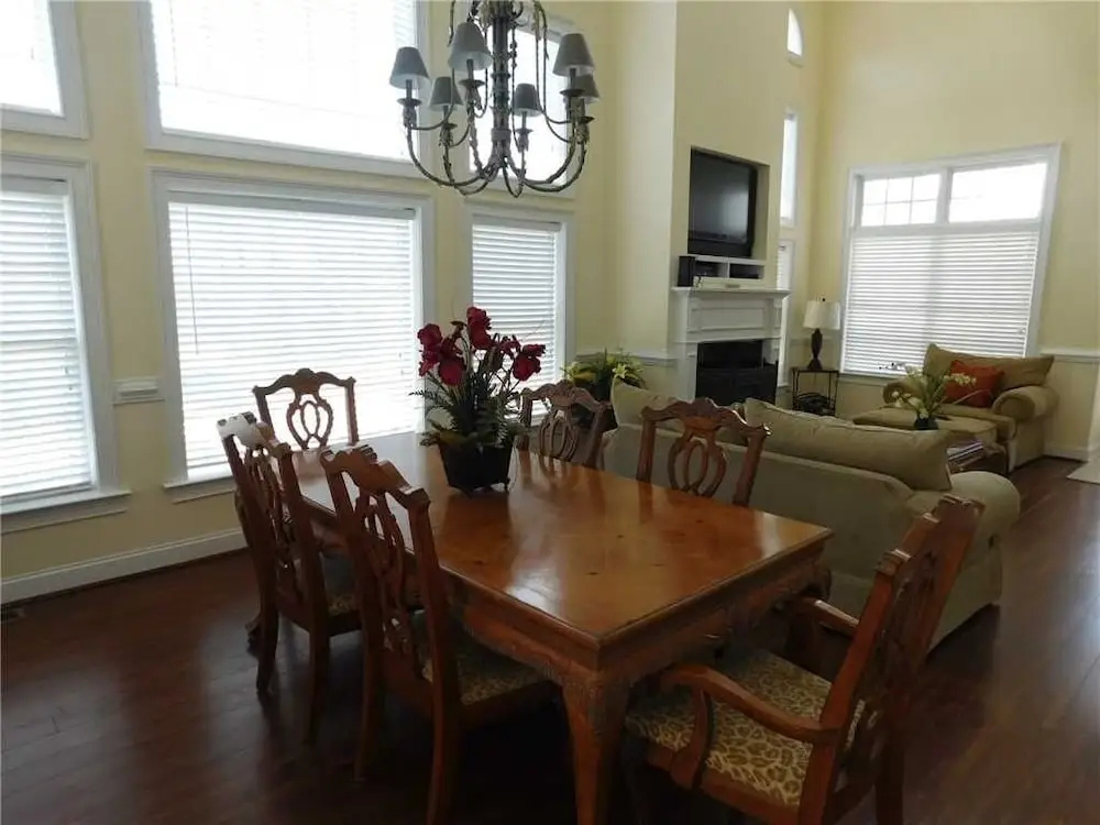 Shore Beats Work 4 Bedroom Cottage