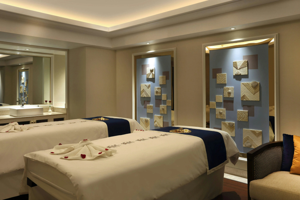 Sheraton Grand Pune Bund Garden Hotel