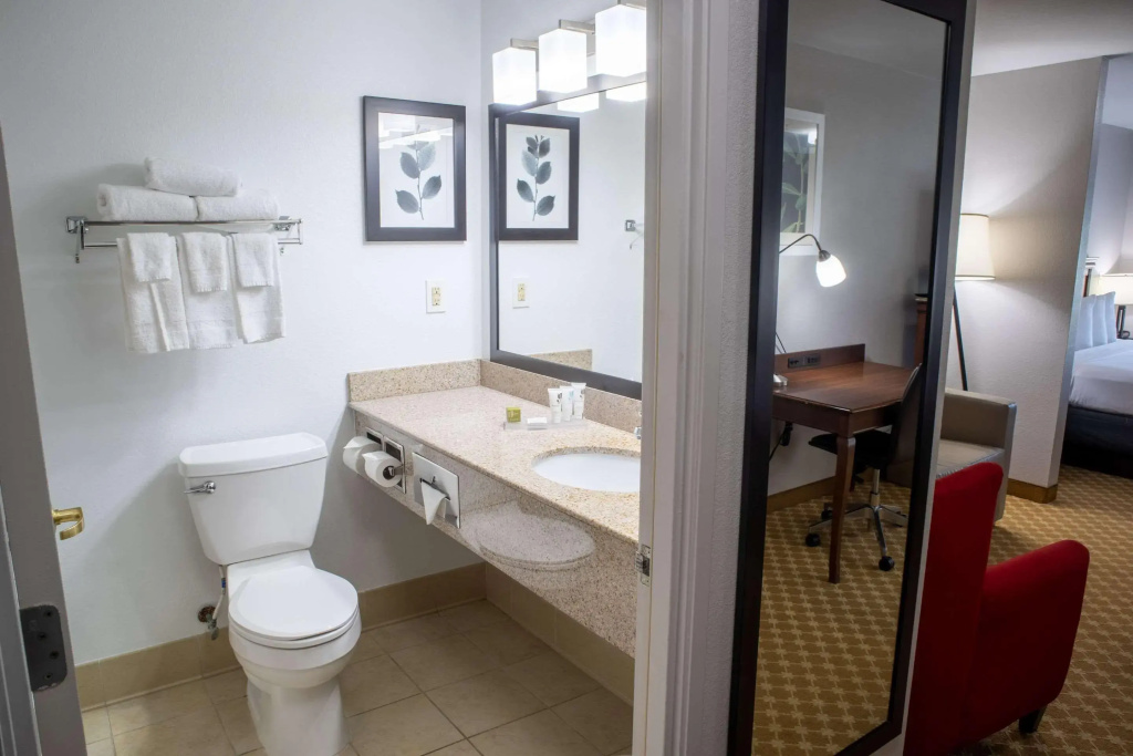Country Inn & Suites by Radisson, Wilmington, NC