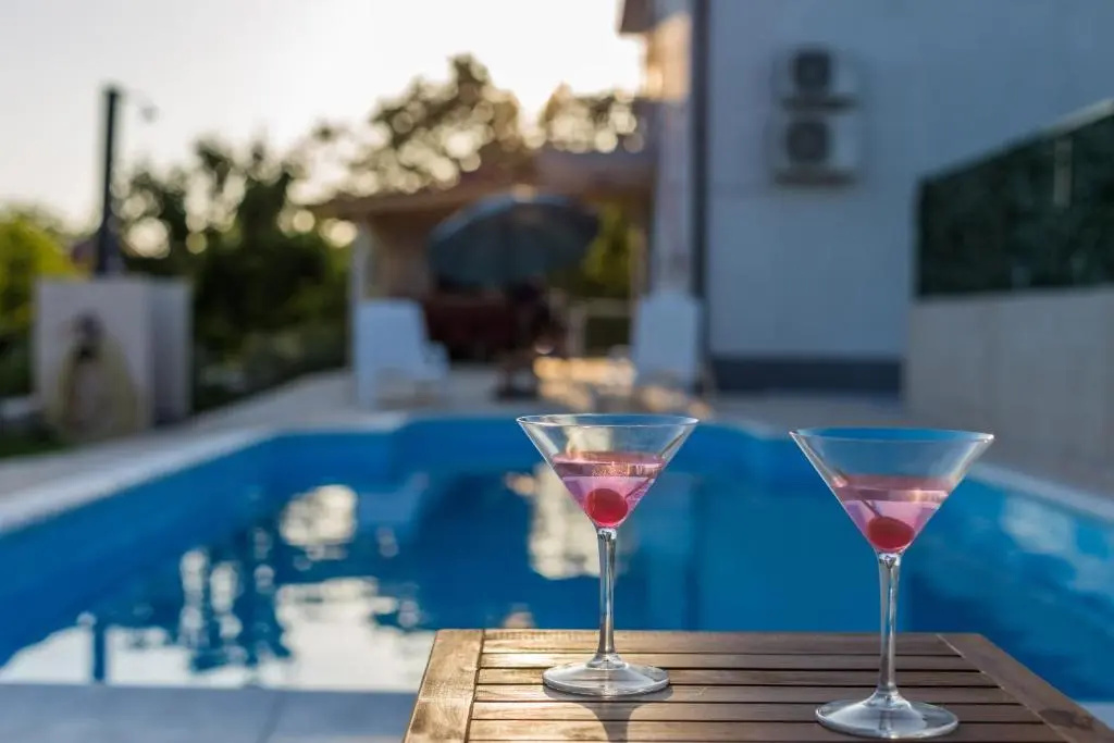 Luxury Villa Paloma Blanca with Heated Pool