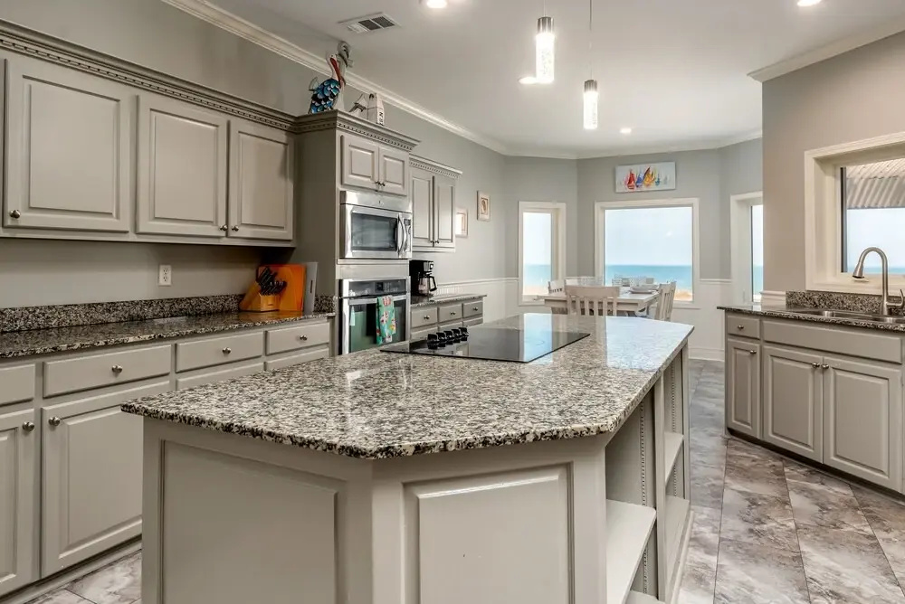 Tidal Wave - Big And Bold Bayfront Beauty! Perfect For The Whole Family Or Even A Reunion! 6 Bedroom Home by RedAwning