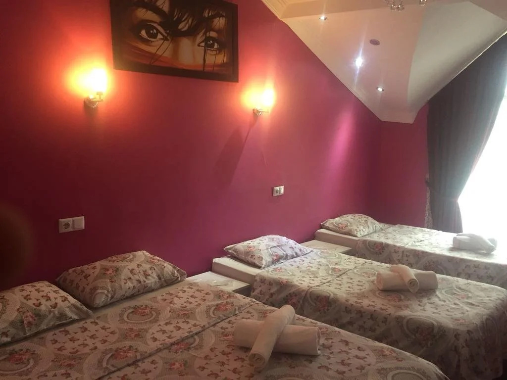 Yanki Otel