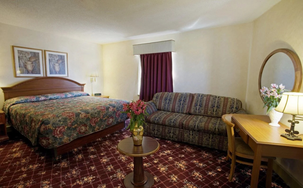 Hotel Chataura